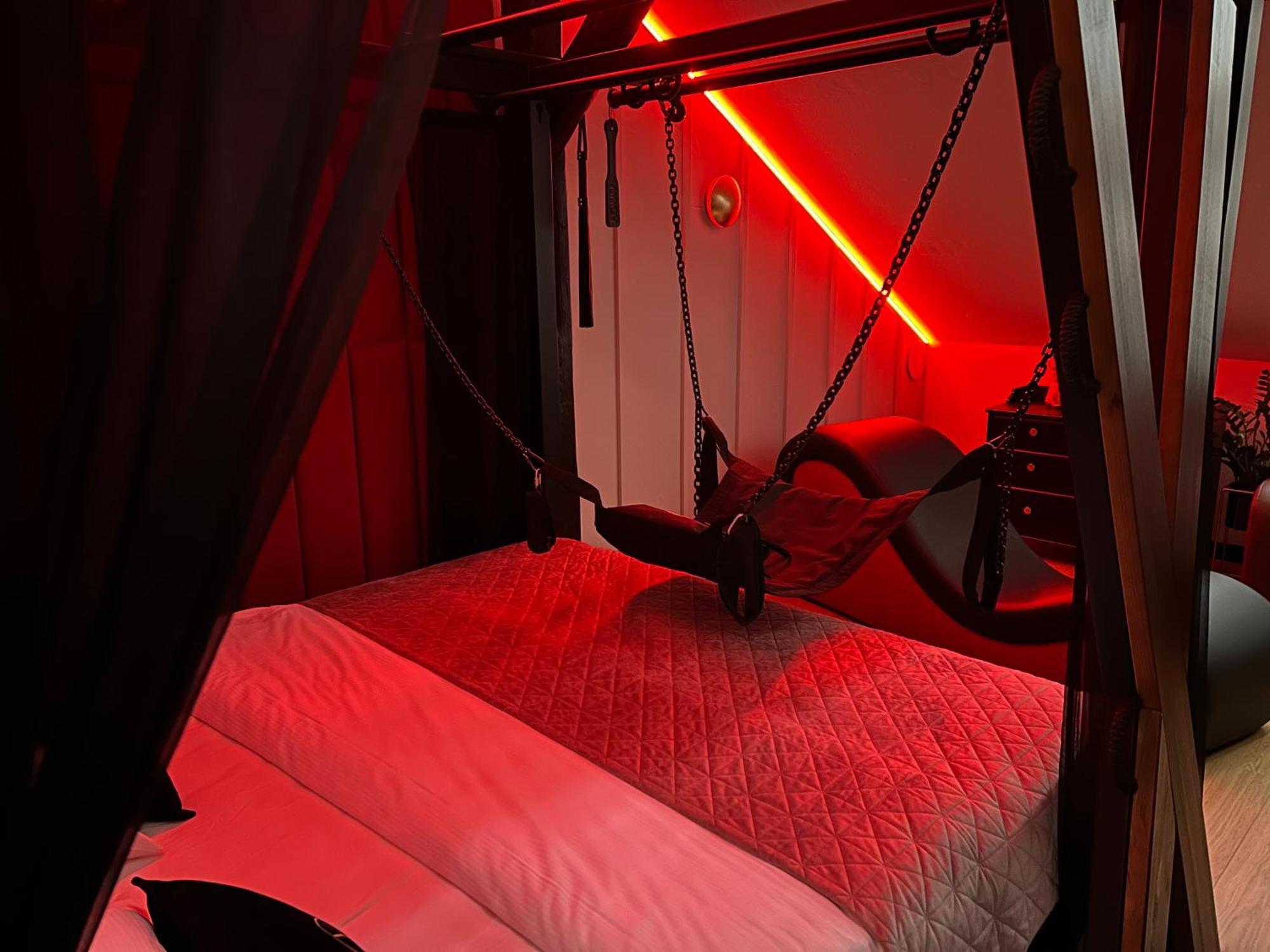 Exclusive Bdsm Apartment Krakow - Adults Only Extérieur photo